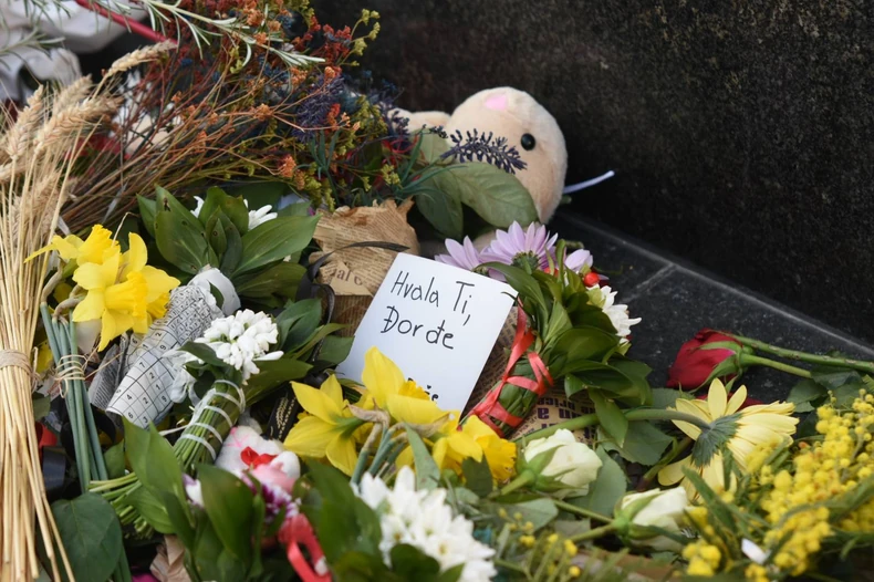 U centru Novog Sada posle sahrane 