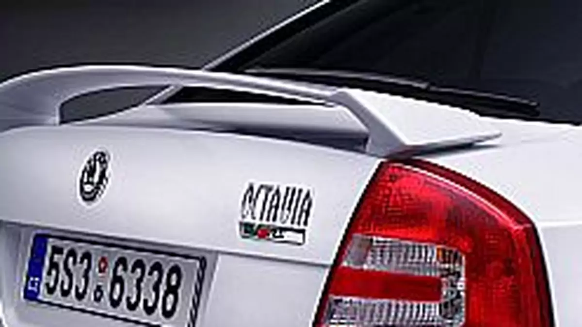 Škoda Auto: testy nowej Octavii RS na czeskiej autostradzie