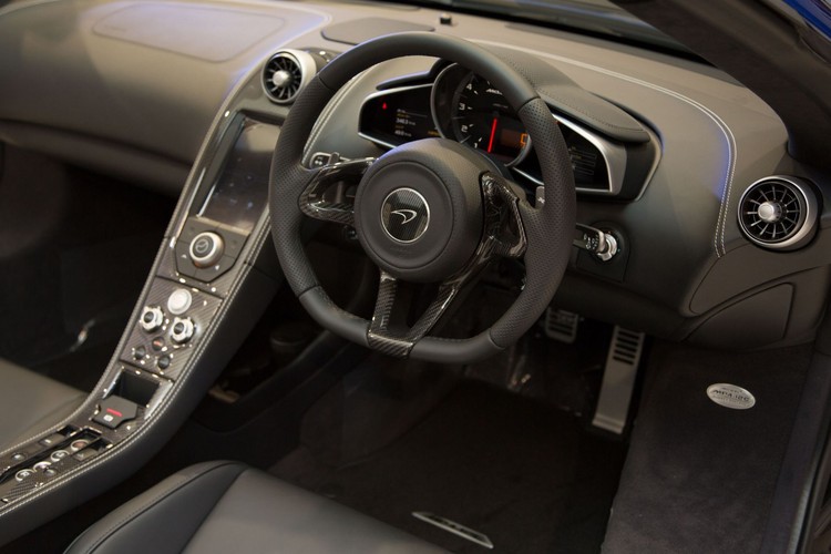 McLaren Automotive MP4-12C Spider