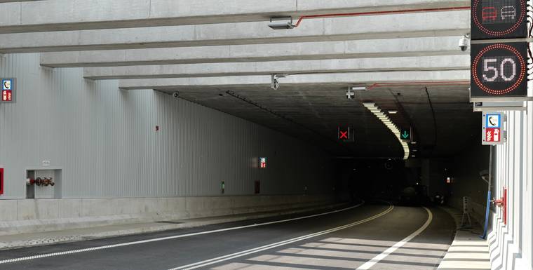 Czy wiesz, jak jeździć w tunelu? Przepisy, które mogą cię zaskoczyć