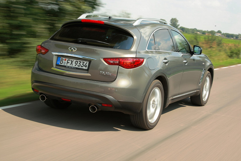 Infiniti FX30d: Gotowy do rywalizacji