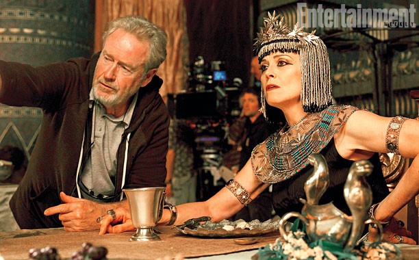 Ridley Scott i Sigourney Weaver na planie 'Exodus: Gods and Kings'
