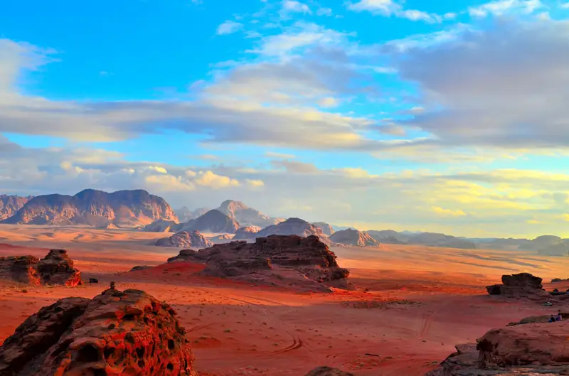 Widok na pustynię Wadi Rum