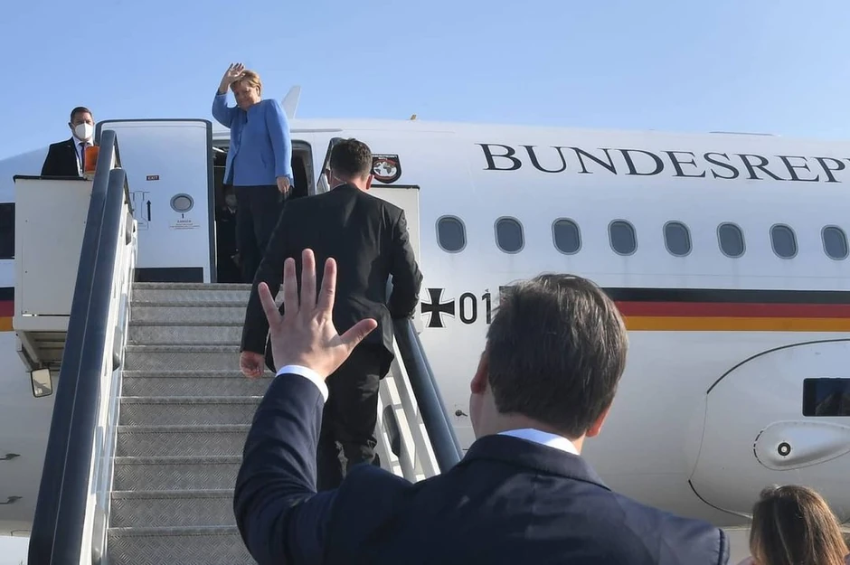 Merkelova je iz eograda odletela u Tiranu