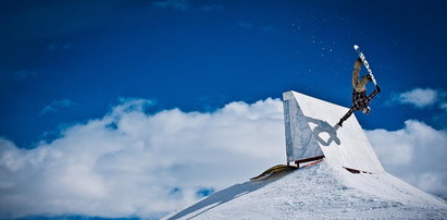 Pośmigaj snowboardem w mieście