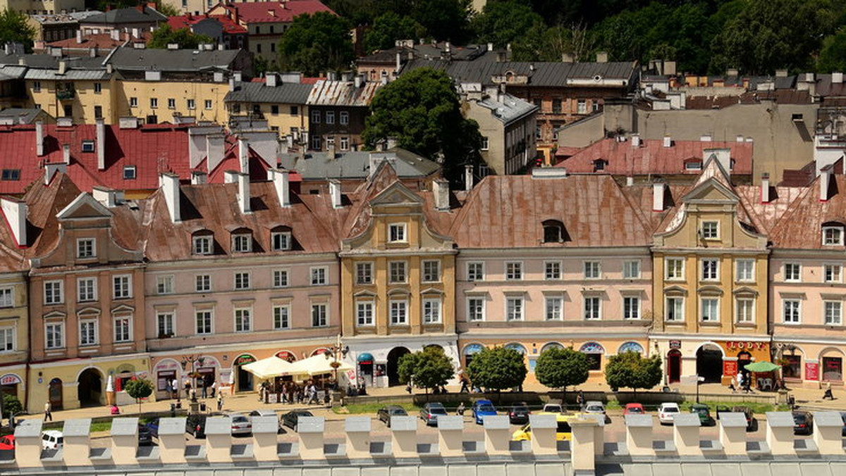 Spotkania ze znanymi podróżnikami i reportażystami, wystawy, warsztaty, koncerty złożą się na program Festiwalu Podróży i Reportażu "Kontynenty", który rozpocznie się w piątek w nowo powstałym Centrum Spotkania Kultur w Lublinie.