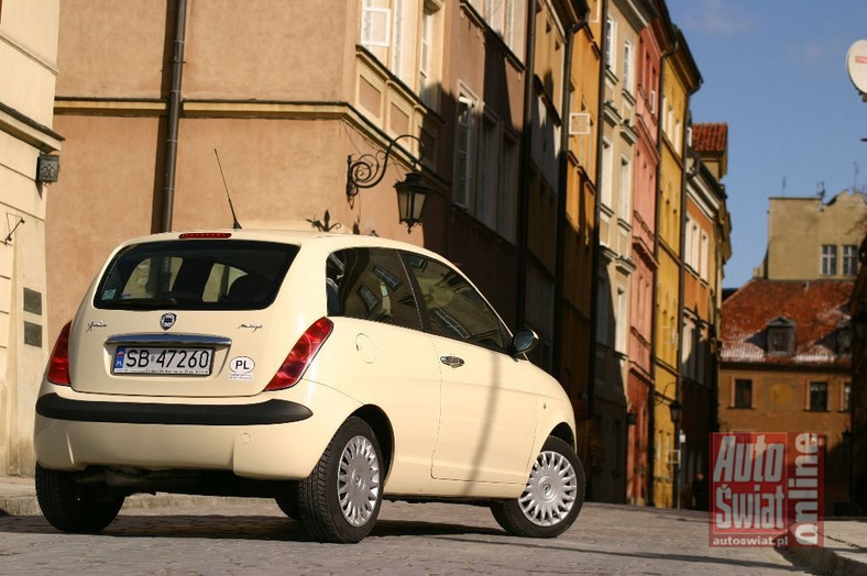 Lancia Ypsilon