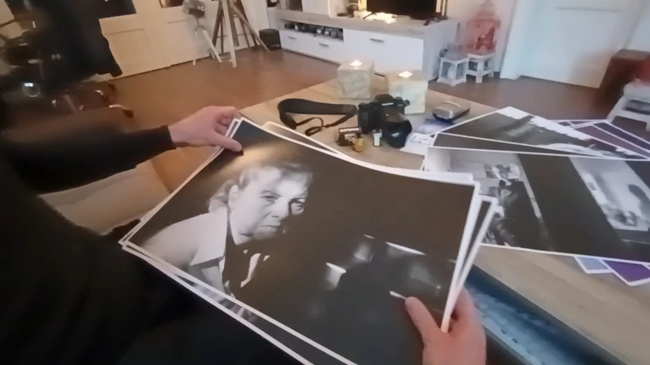 Akoša su bakine fotografije podsetile na dečje radove