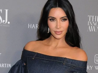 Kim Kardashian West zgodziła się sprzedać 20 proc. udziałów w swojej firmie kosmetycznej KKW Beauty gigantowi kosmetycznemu Coty