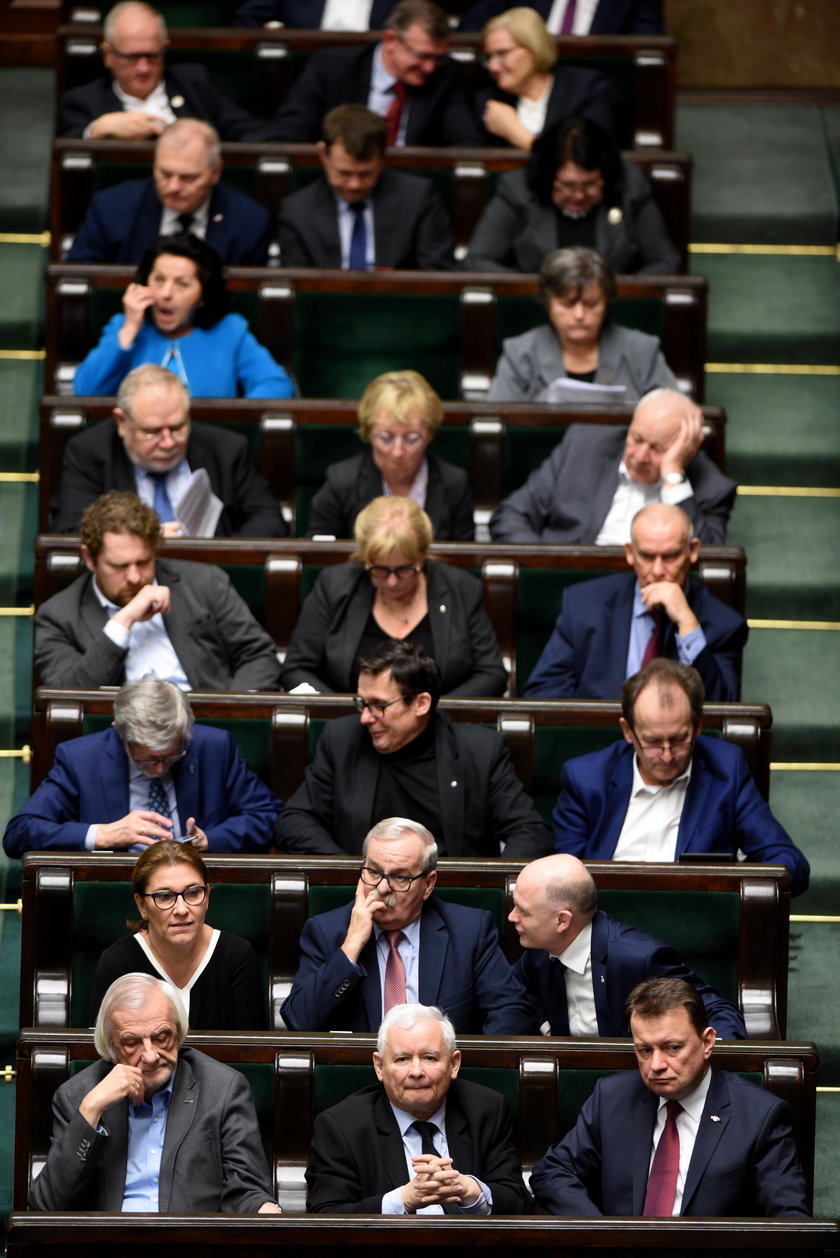 Sejm zagłosował za jawnością wynagrodzeń w NBP