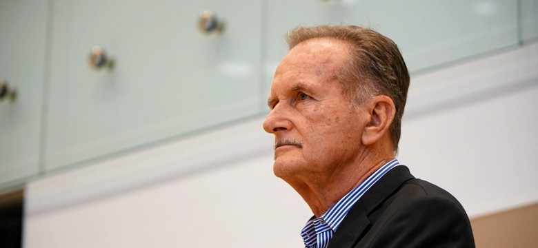 Czempiński: Byli oficerowie CIA komentują, że ruch rządu PiS zakrawa na zdradę stanu