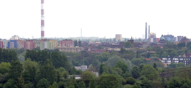 Miasto tonie w długach. Prawie 100 urzędników straciło pracę