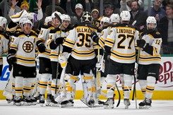 Bruins lepsi od Stars w meczu liderów. Zdecydowała bramka Pasternaka [WIDEO]