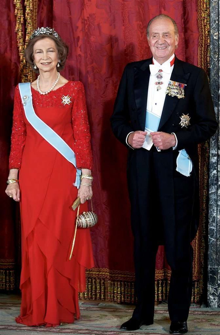 Król Hiszpanii zdradza żonę!