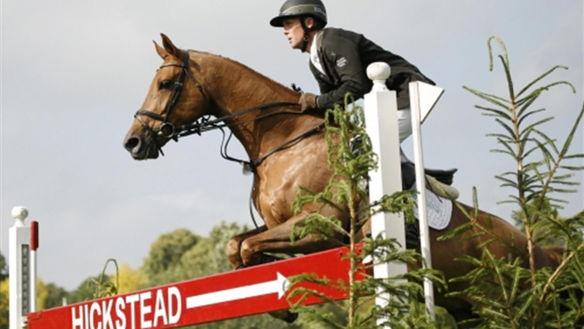 Zawody w położonym niedaleko Brighton Hickstead kończą europejską część rywalizacji w Pucharze Narodów dywizji 1. Niezależnie od wyników brytyjskiego konkursu pięć drużyn już zapewniło sobie miejsce w światowym finale.