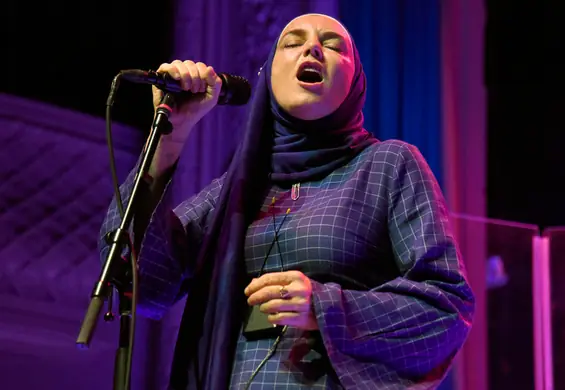 Sinéad O'Connor podarła zdjęcie Jana Pawła II już w 1992 roku. Słono za to zapłaciła