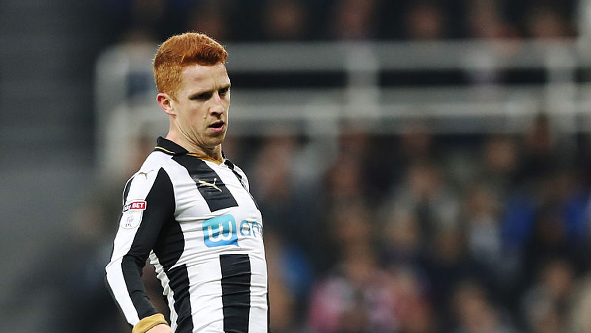 Grzywną w wysokości 25 tysięcy funtów został ukarany gracz Newcastle United Jack Colback za obstawianie u bukmachera meczów piłkarskich. Zawodnik przyznał się do winy i zaakceptował karę.