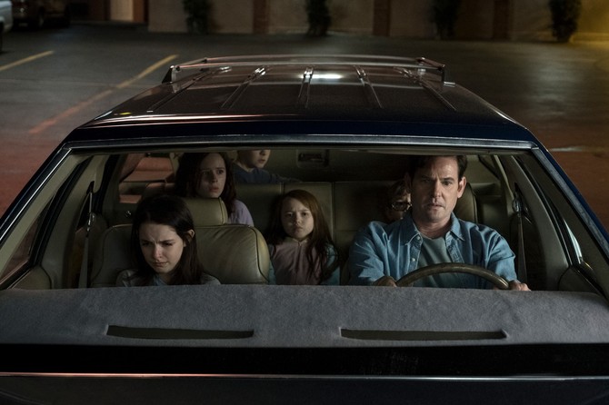 Henri Tomas u seriji "The Haunting of Hill House"