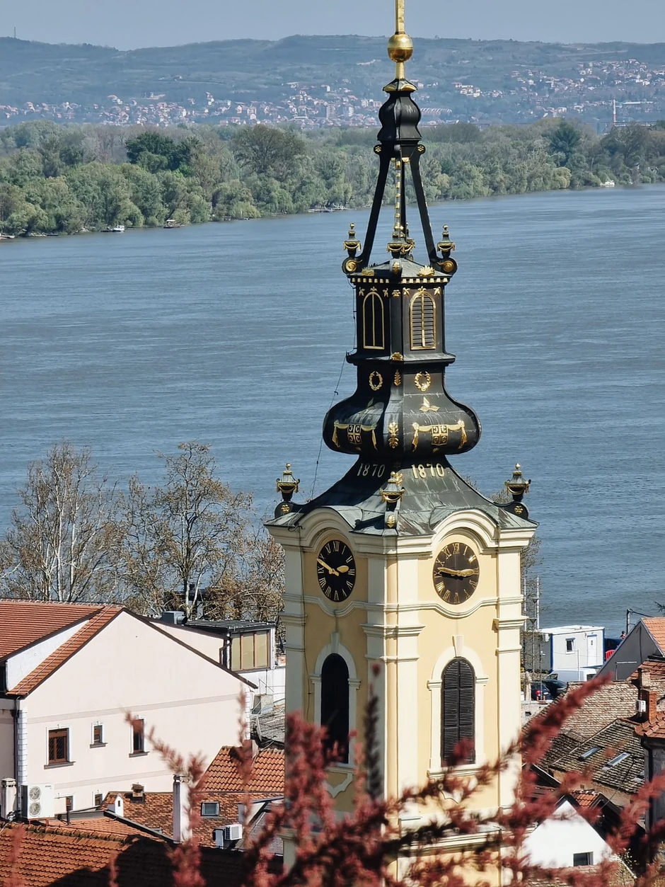 Pogled s Gardoša na Nikolajevsku crkvu.