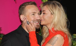 Kossakowski o początkach związku z Wojciechowską: Dostałem od niej SMS. Zarzuciła mi skrajną nieodpowiedzialność