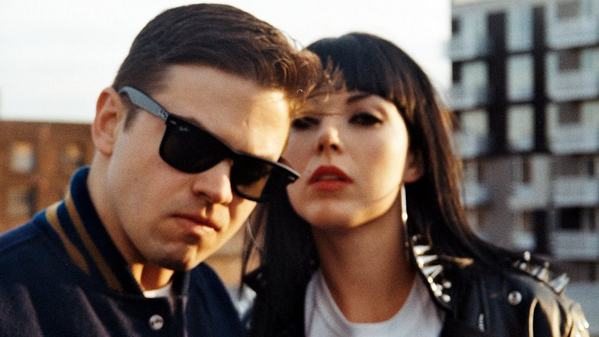 Na razie idą jak burza - niecałe dwa lata po dobrze przyjętym debiutanckim albumie "Treats" nowojorski duet Sleigh Bells wydaje swoją drugą płytę. Czy uda im się utrzymać status ulubieńców indie rockowej publiczności?