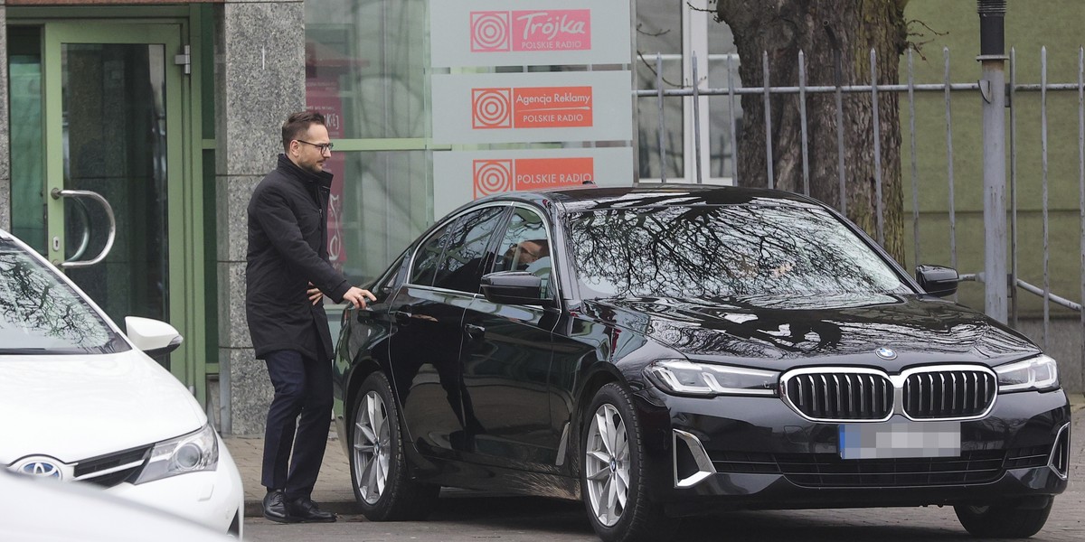 Minister Waldemar Buda jeździł ostatnio po Warszawie BMW.