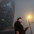 Smog znów dusi Chiny. Gospodarka przyspiesza, a ceny ropy będą rosnąć