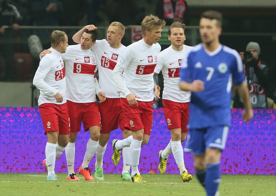 PIŁKARSKIE MŚ2014 ELIMINACJE POLSKA KONTRA SAN MARINO