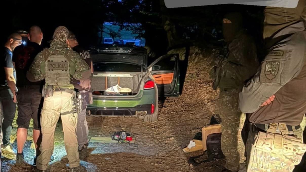 Policajti Národnej protidrogovej jednotky podnikli 10. a 11. júna rozsiahlu protidrogovú akciu s krycím názvom Fantóm.