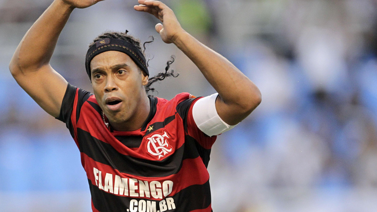 Ronaldinho w zimie zamienił Milan na Flamengo Rio de Janeiro. Brazylijczyk może jednak w lecie wrócić do Europy. Sprowadzeniem zawodnika zainteresowane jest Atletico Madryt.