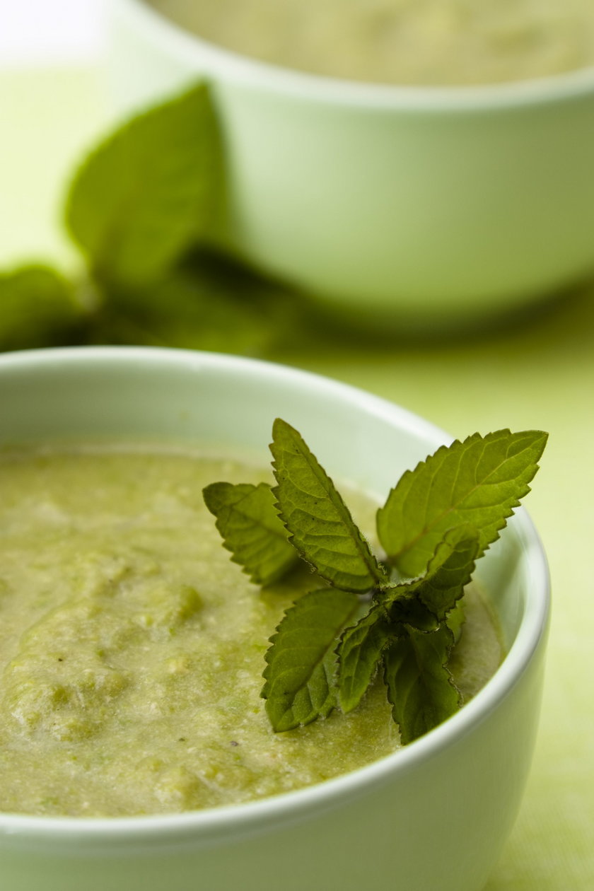 Lekka zupa warzywna. Zupa krem na dietę. Jak przygotować lekką zupę warzywną?