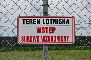 Nagła decyzja amerykańskiej armii, chodzi o lotnisko w Jasionce. Jest reakcja prezydenta Dudy