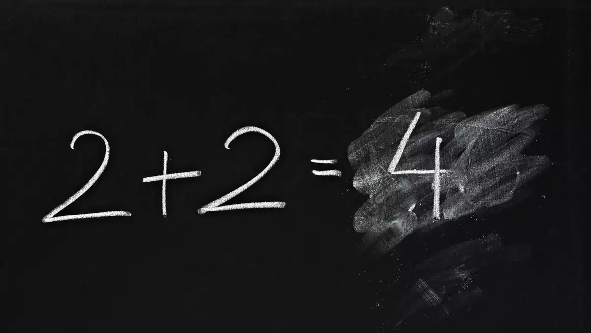 2+2=4 matematyka obliczenia działanie