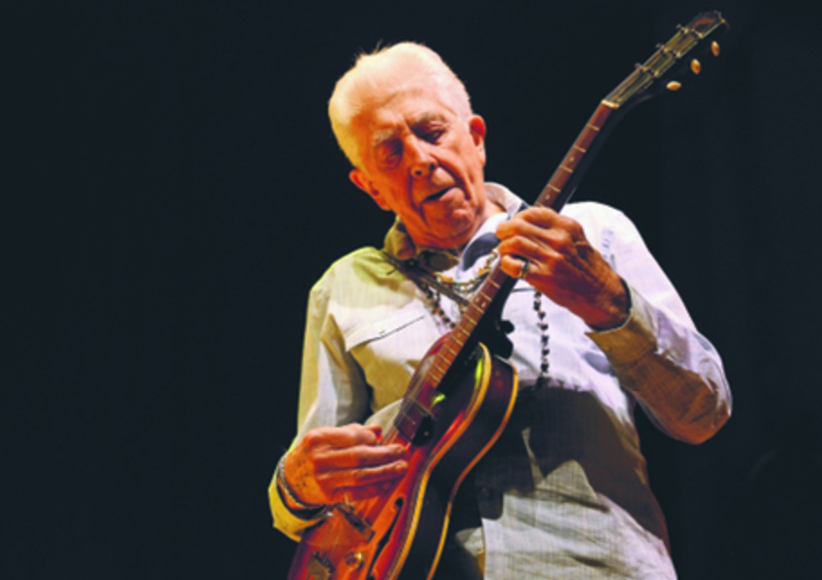 John Mayall po raz kolejny odwiedzi Polskę