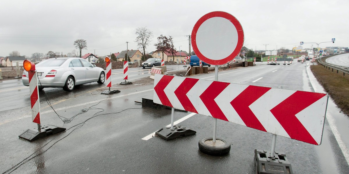 Tak się rozkrada drogi w Polsce