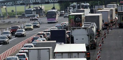 Motocykliści zablokowali autostradę