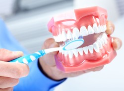 Setki tysięcy pacjentów bez darmowej stomatologii