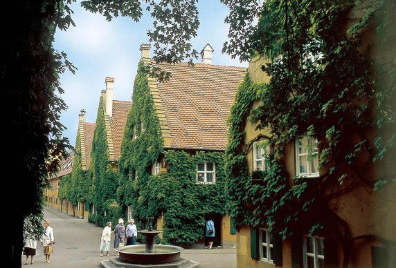 Fuggerei - pierwsze na świecie osiedle socjalne ma 500 lat