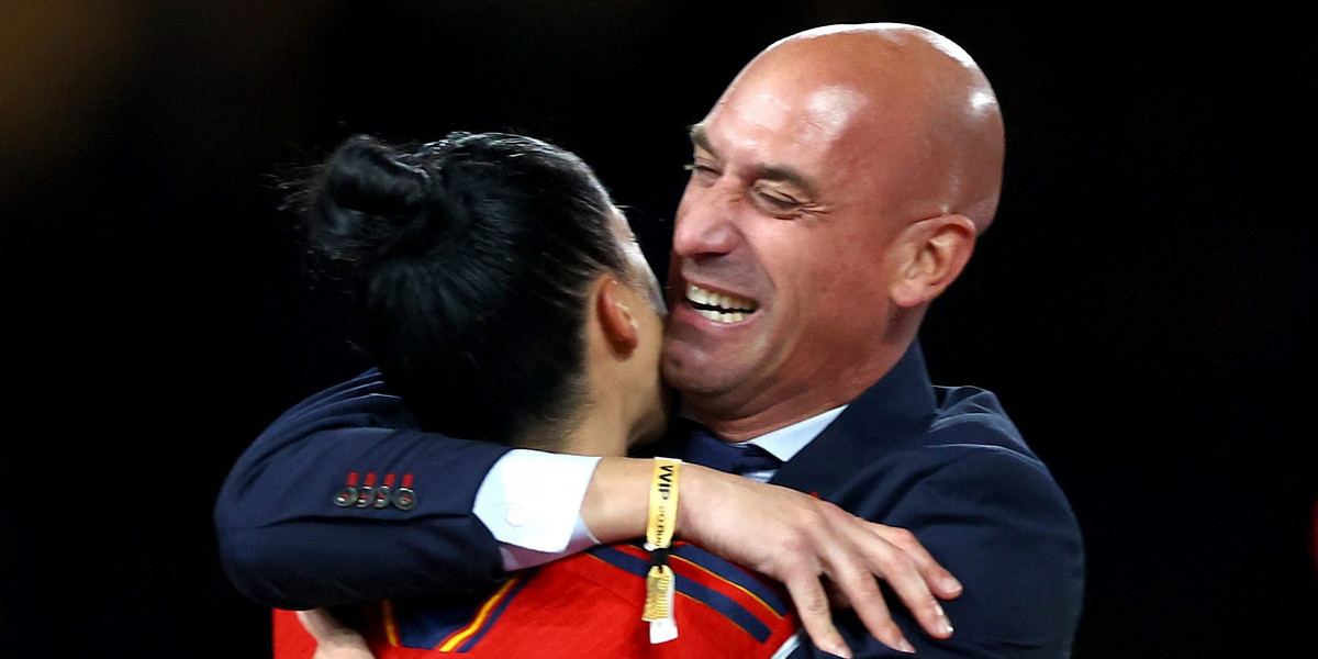 Luis Rubiales wywołał skandal po finale piłkarskich mistrzostw świata kobiet. 