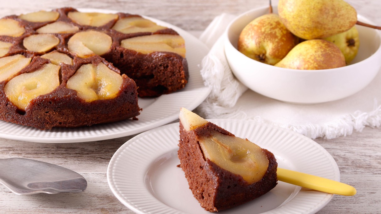 Čokoládová torta s hruškami vás dostane na prvý pohľad aj chuť. (Ilustračný obrázok)