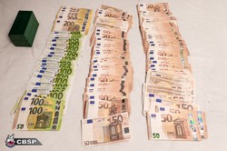 Oszukiwali metodą "na wnuczka". Międzynarodowa akcja CBŚP