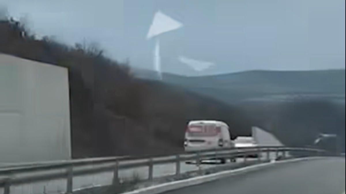 Umalo tragedija na auto-putu