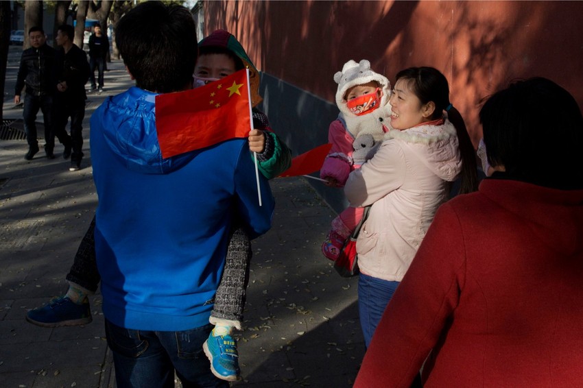 Kinezi sad mogu da imaju po dvoje dece, ali im i dalje trebaju dozvole za rađanje