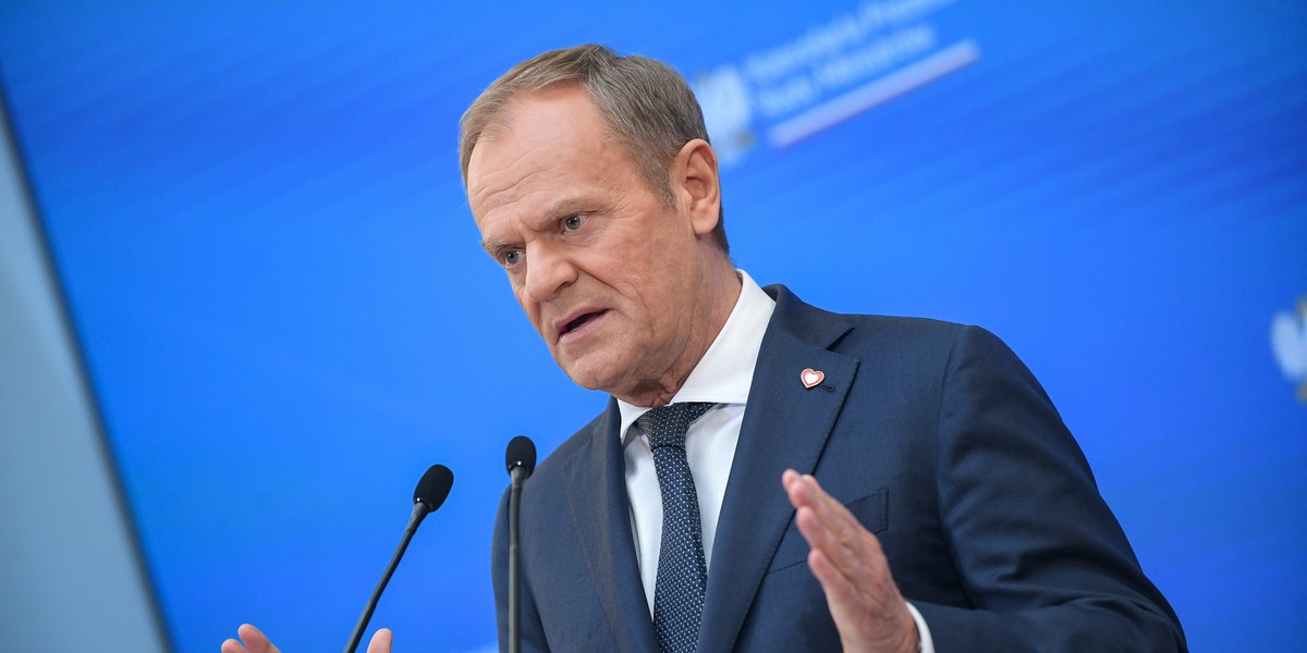 Premier Donald Tusk podczas konferencji prasowej po posiedzeniu rządu.