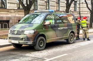 Spłonęły samochody Bundeswehry. Wskazali głównych podejrzanych