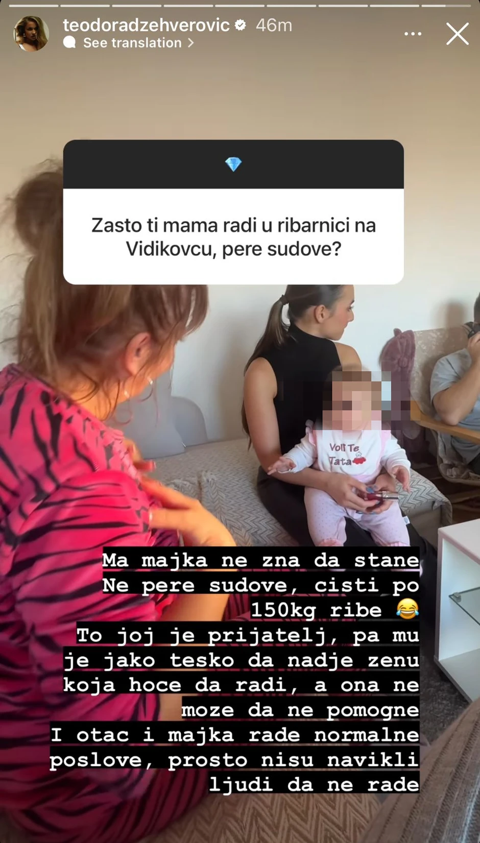 Teodora objasnila zašto njena majka čisti ribu