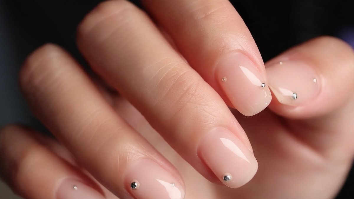 Trendi manikir koji će oduševiti pobornice minimalizma i prirodnog izgleda