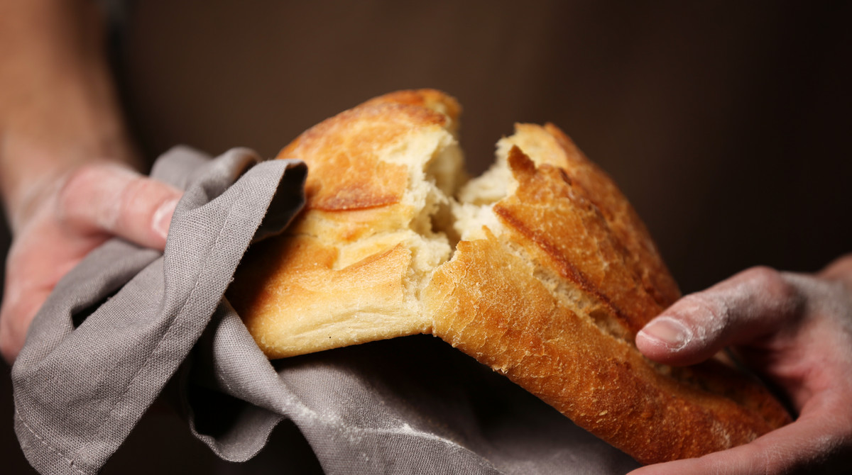Chleb droższy przez płatne torebki foliowe