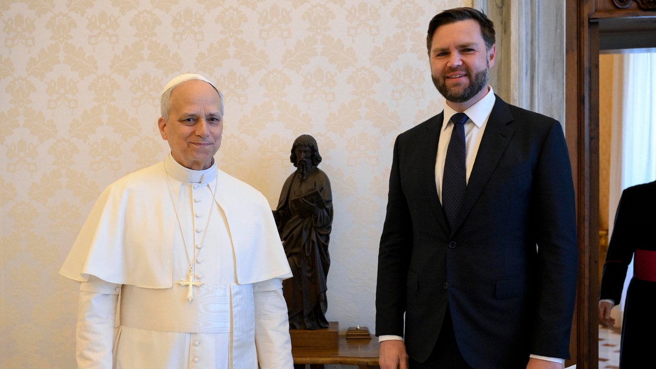 Papież Leon XIV przyjął J.D. Vance'a na audiencji. Jeszcze niedawno go krytykował