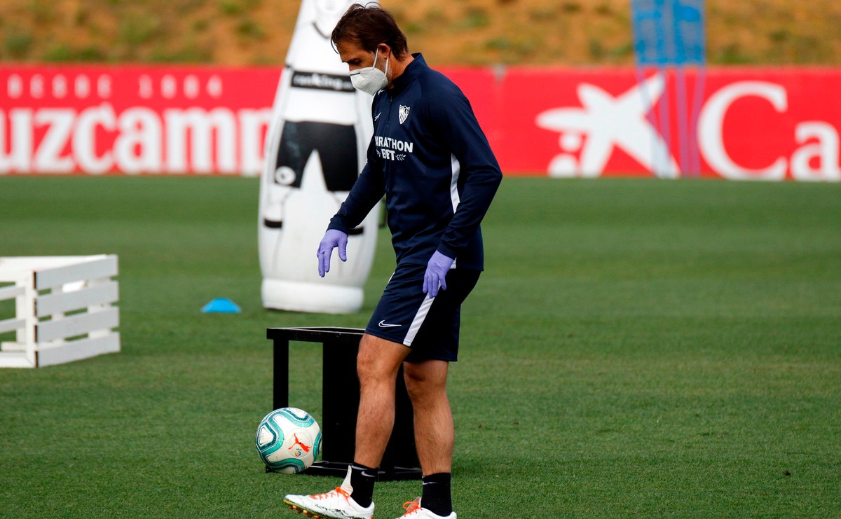 Trener Sevilli Julen Lopetegui